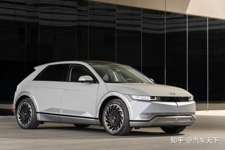 销量最高的中型suv_2022年度中型车销量_豪华中型suv销量排行榜