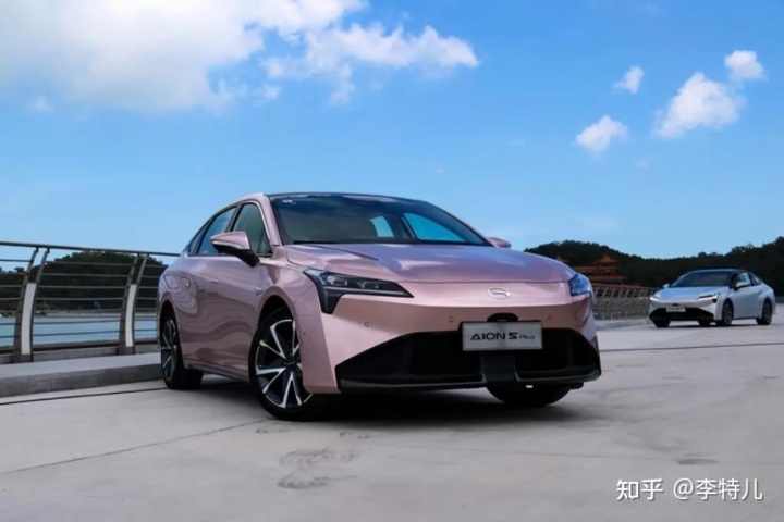 2022小型车销量排名_2015年中级车销量排名_自主中级车销量排名