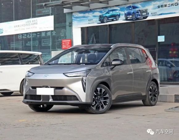 2018汽车suv销量排行_四月汽车销量排行榜2022suv_50万左右的suv销量榜