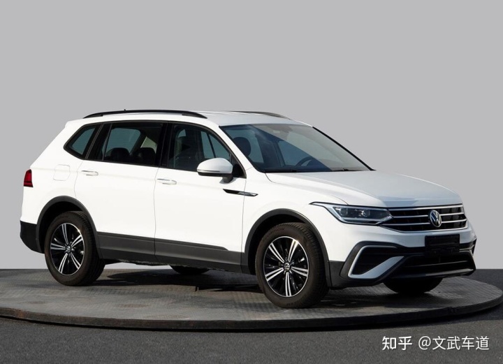 底盘高的中型轿车_2022中型轿车销量排行榜_g榜销量排行