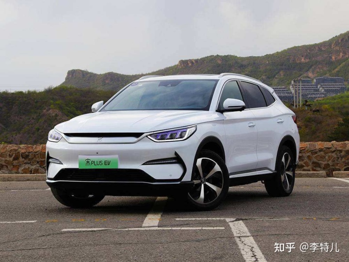 suv热销车型排行榜2017_热销车型排行榜2022suv_热销30万suv车型