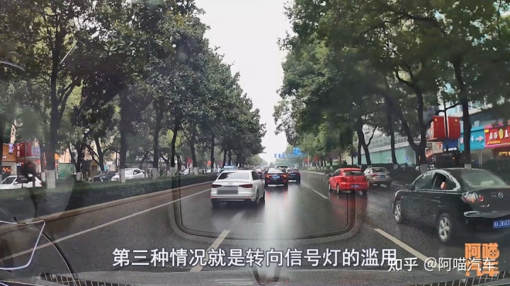 汽车上路要贴哪些标志2022_汽车年检标志贴哪里_汽车年审标志怎么贴