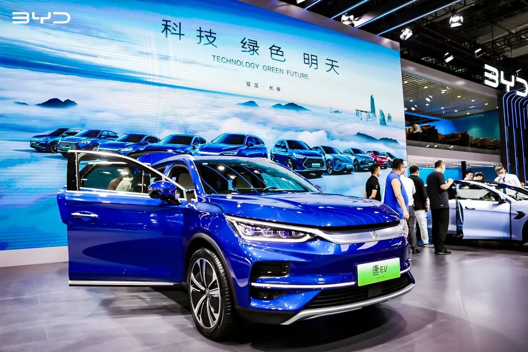 比亚迪新能源2022新车型_比亚迪2018新车型_能源车比亚迪