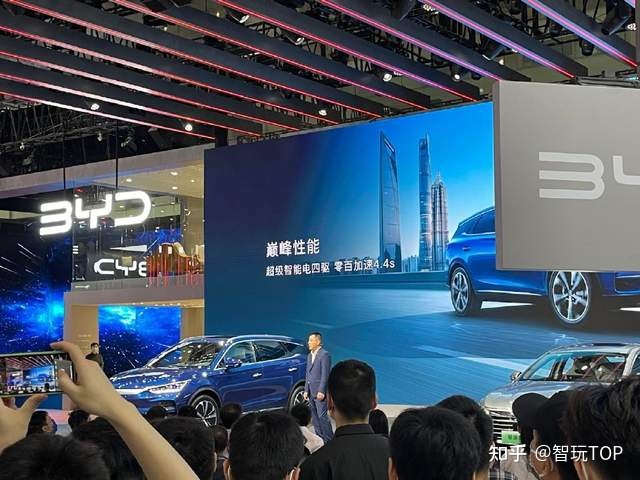 2022新款车30万左右_5万左右新款捷达_奔驰新款10万左右