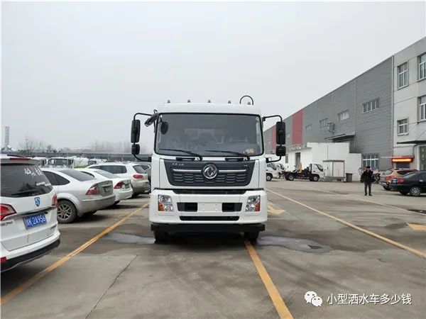 后压式垃圾收集车_天锦对接式垃圾车_天锦洗扫车配置