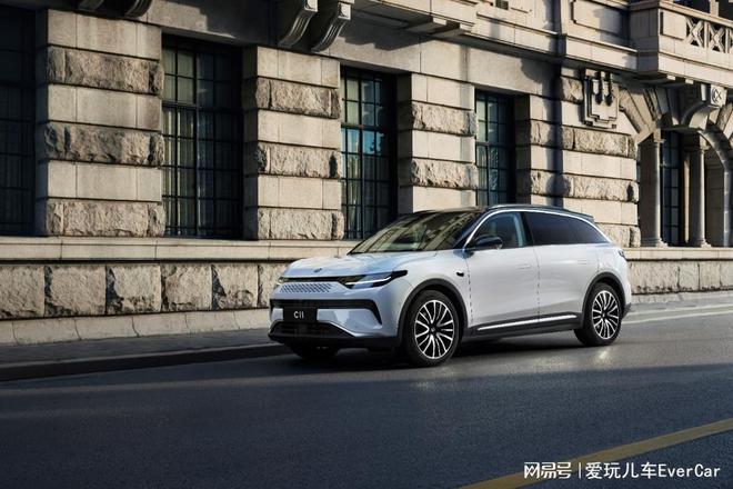 左右的suv_新款车15万左右suv_2021新款suv有哪些